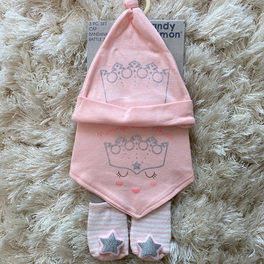 NWT Sandy & Simon Princess Baby Cap and Sock Set